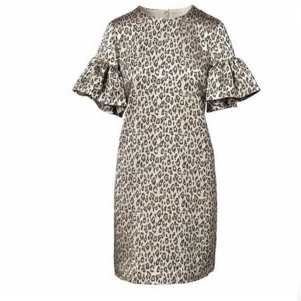 Banana Rep Cheetah Print Bell Short Sleeve Dress